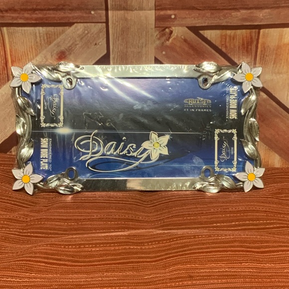 cruiser Other - Silver Daisy License Plate Frame